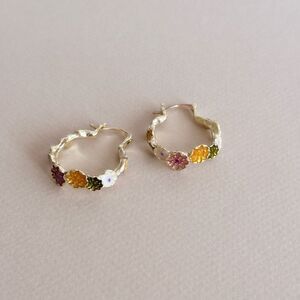 Flower hoop earrings S819